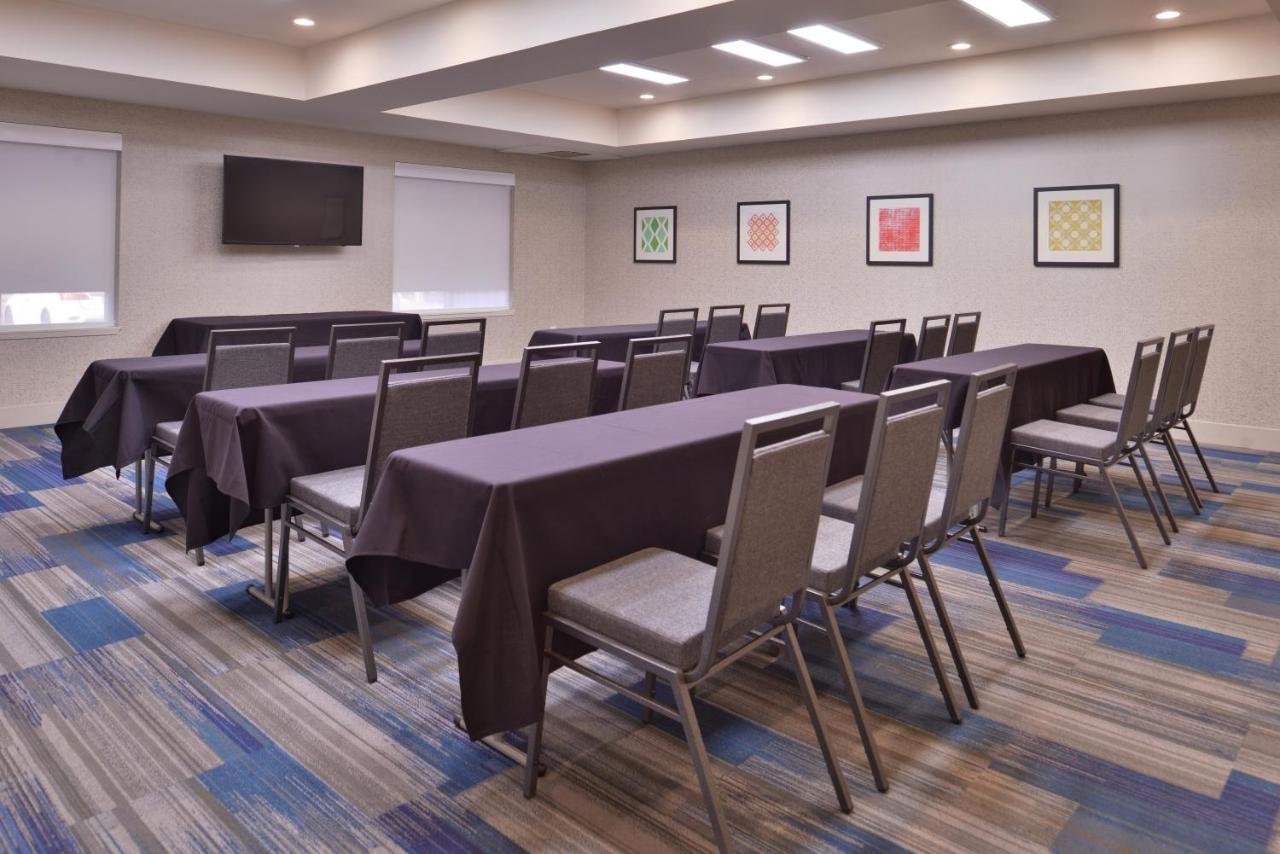 Holiday Inn Express Stockton Southeast By Ihg Exterior foto